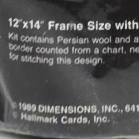 Dimensions Needlepoint Persian on Paisley Cat 12 x 14 Inch 1989 No. 2362 Unopen - Picture 4 of 6